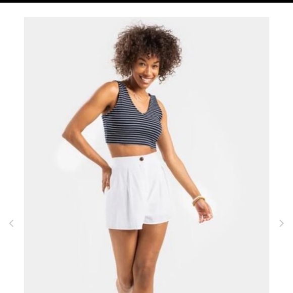 Navy striped crop top NWT L - Picture 3 of 3